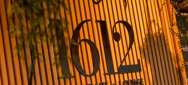 Tussen 1 september en 1 april op donderdag gesloten.